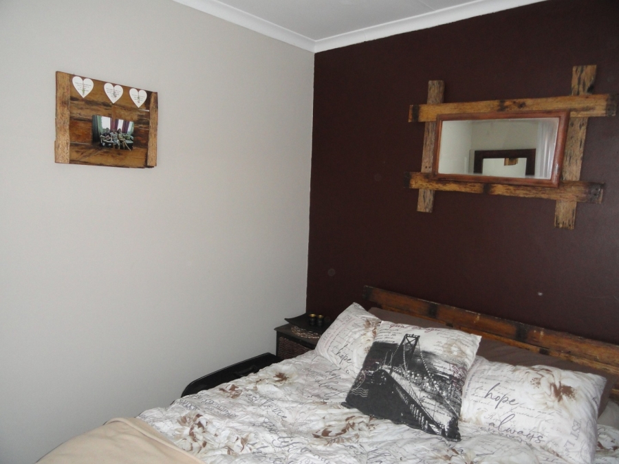 2 Bedroom Property for Sale in Potchefstroom North West